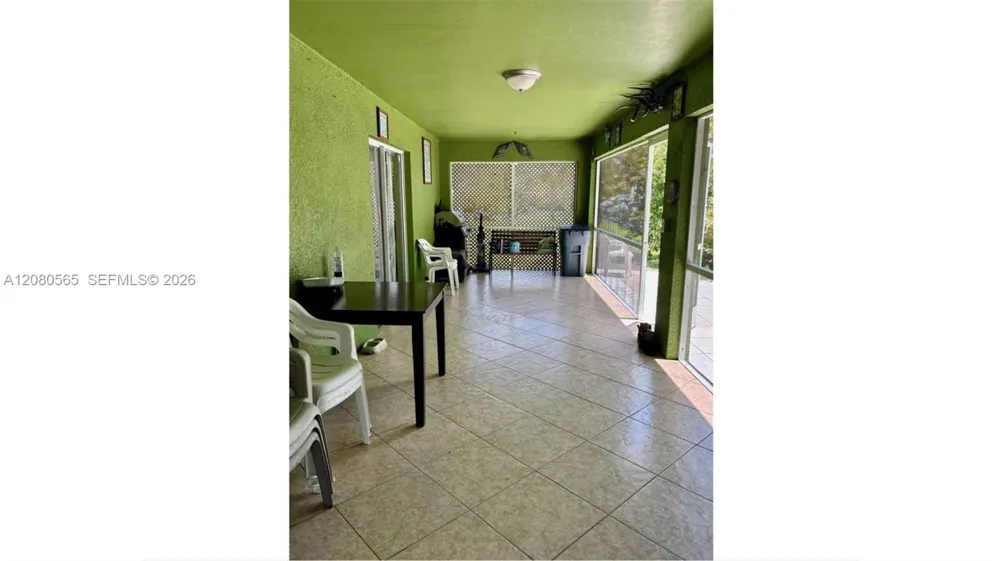 1122 MCKINLEY AVE Lehigh Acres, FL 33972