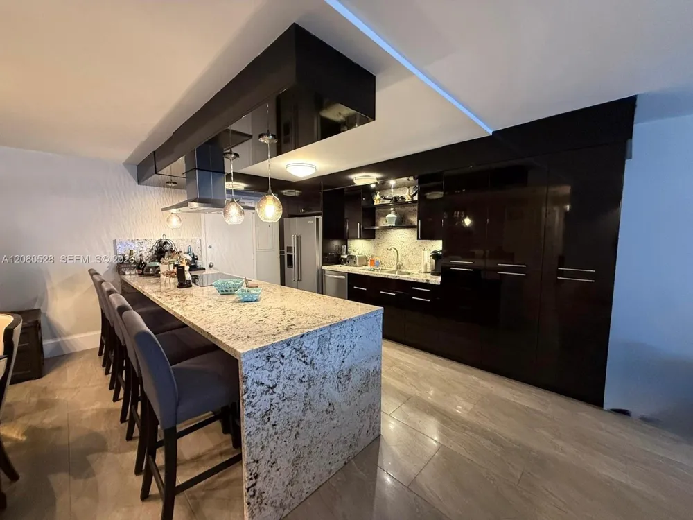 4020 Galt Ocean Dr #904 Fort Lauderdale, FL 33308