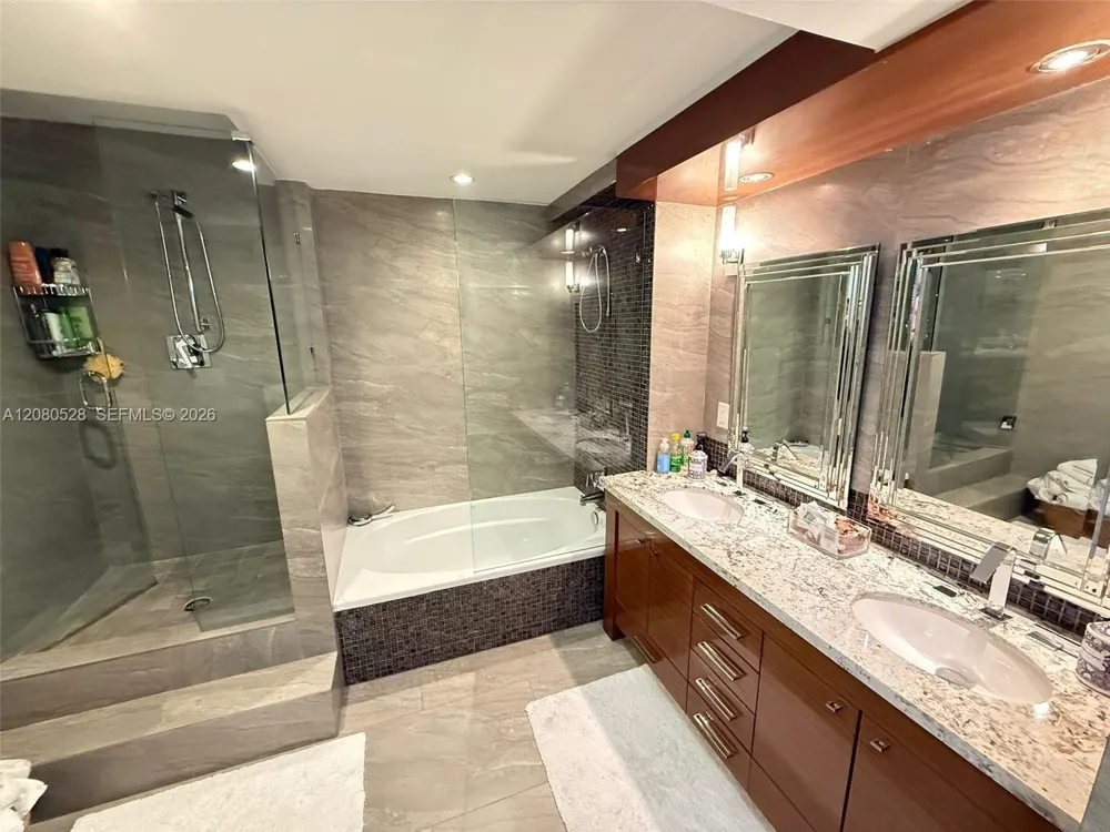 4020 Galt Ocean Dr #904 Fort Lauderdale, FL 33308