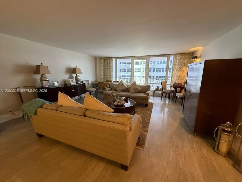 4020 Galt Ocean Dr #904 Fort Lauderdale, FL 33308