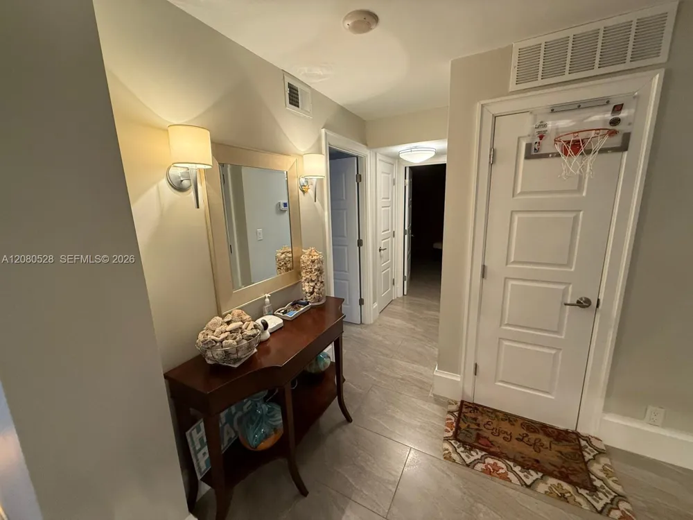 4020 Galt Ocean Dr #904 Fort Lauderdale, FL 33308
