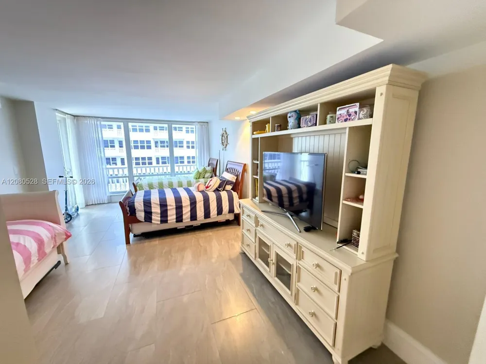 4020 Galt Ocean Dr #904 Fort Lauderdale, FL 33308