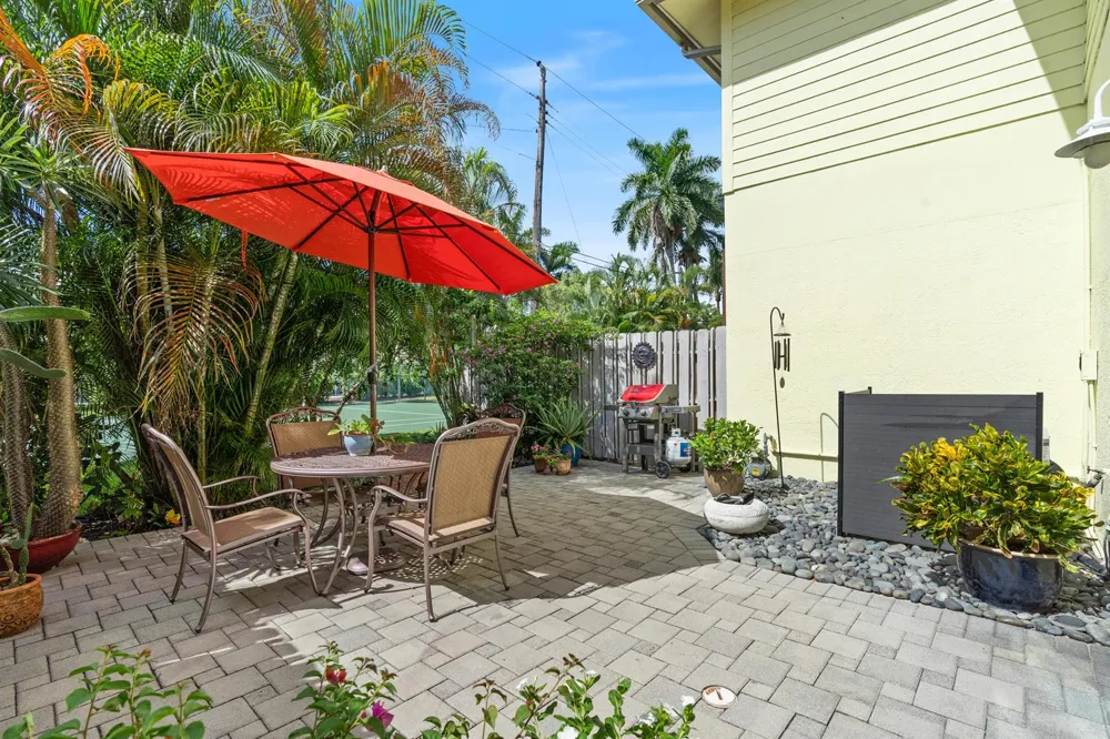 517 SW 7th Avenue Fort Lauderdale, FL 33315