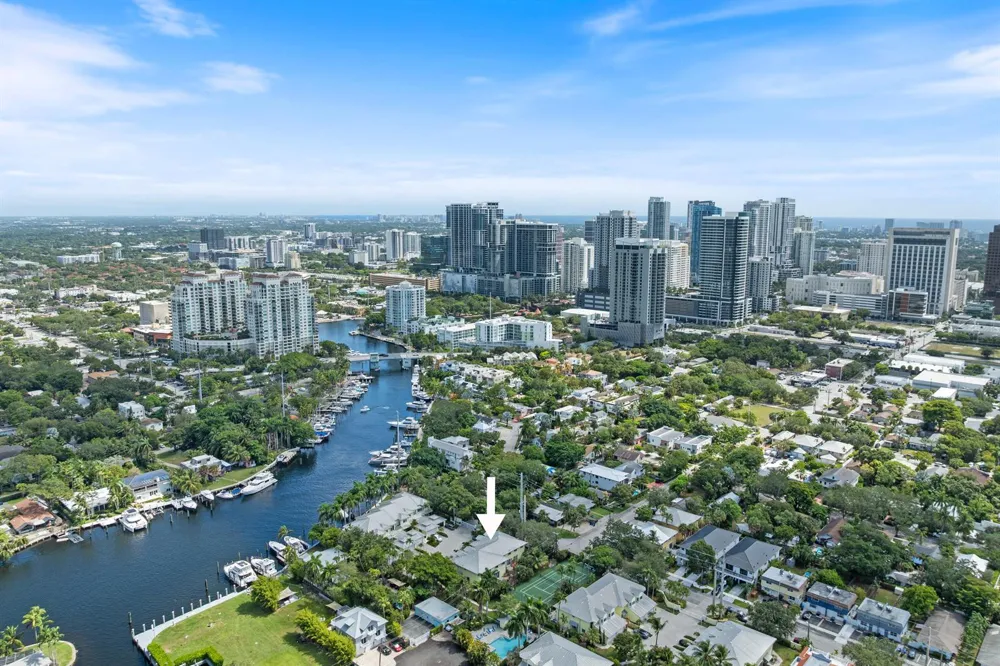 517 SW 7th Avenue Fort Lauderdale, FL 33315