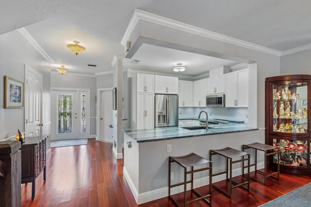 517 SW 7th Avenue Fort Lauderdale, FL 33315