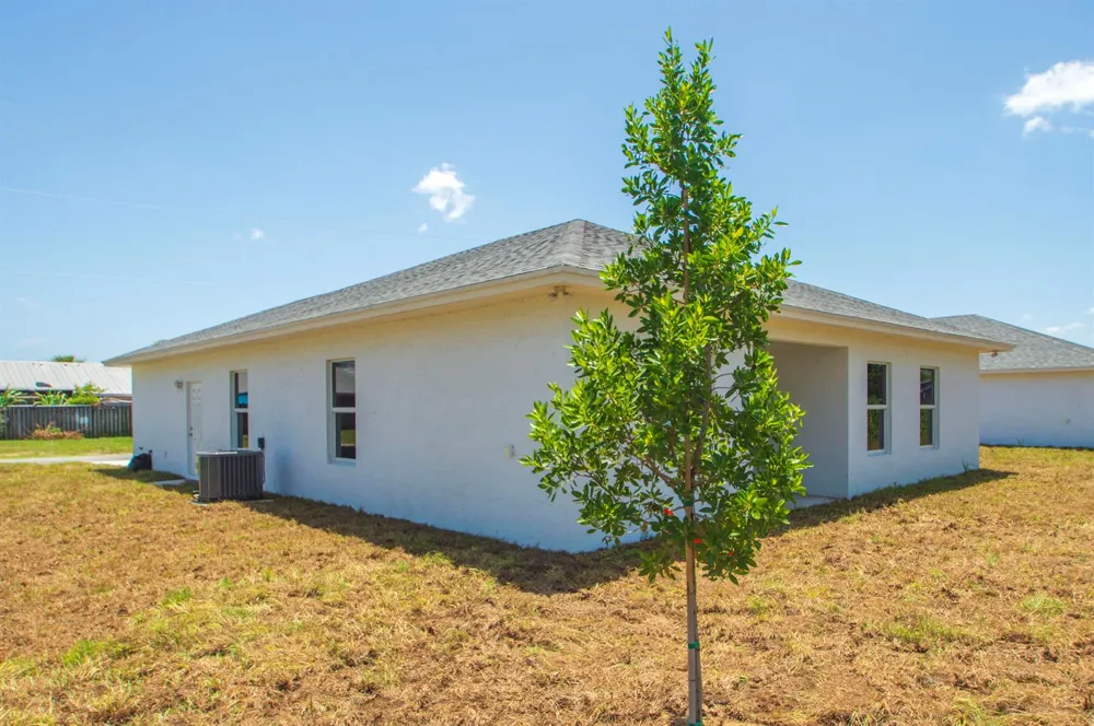 926 7TH Vero Beach, FL 32962