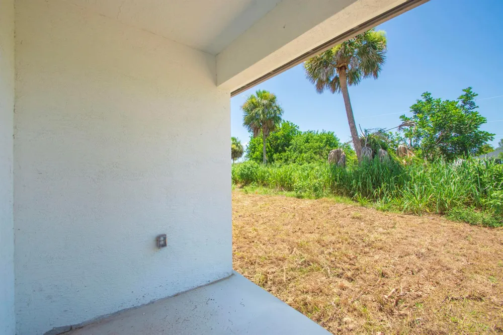 926 7TH Vero Beach, FL 32962