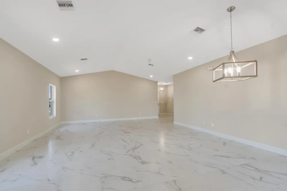 926 7TH Vero Beach, FL 32962