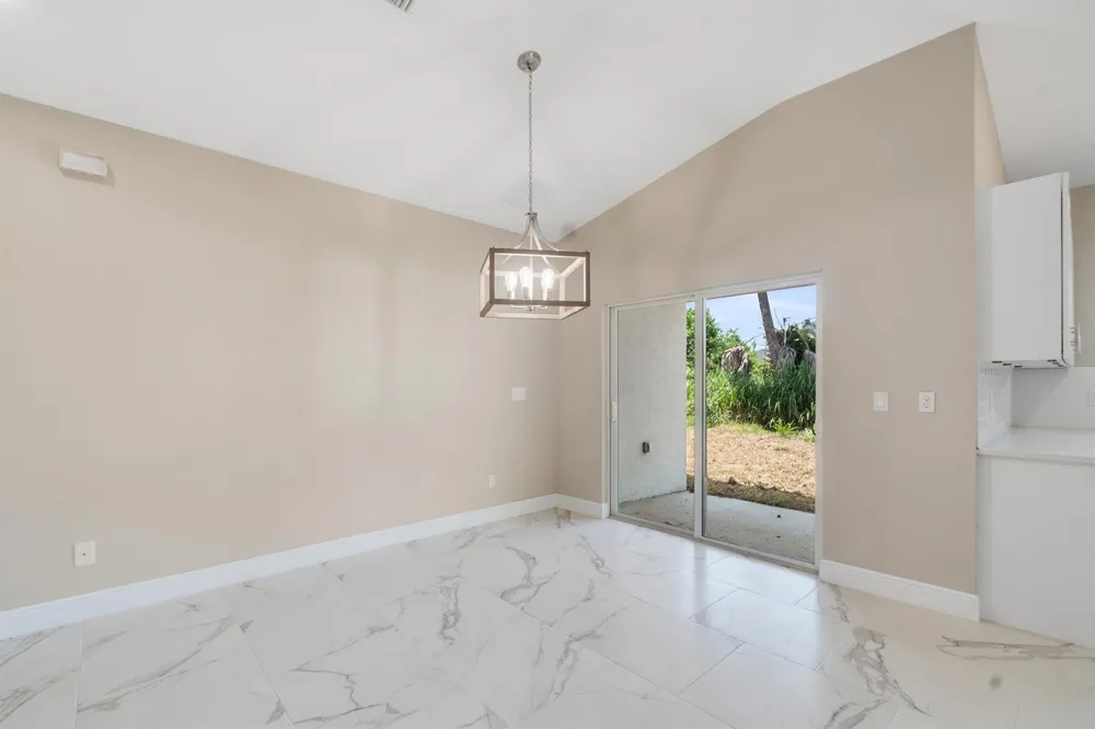 926 7TH Vero Beach, FL 32962