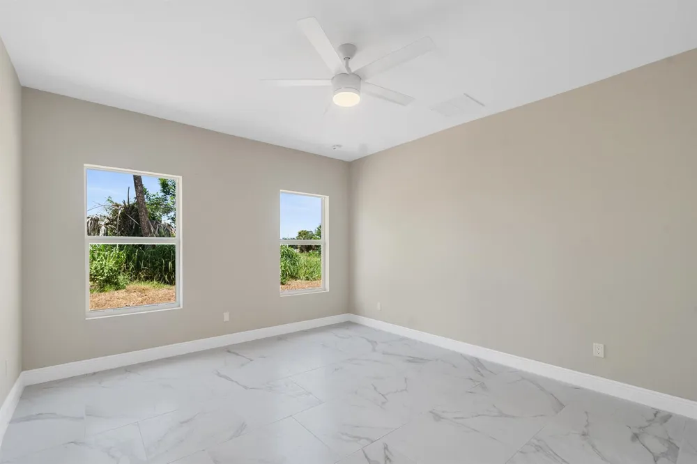 926 7TH Vero Beach, FL 32962