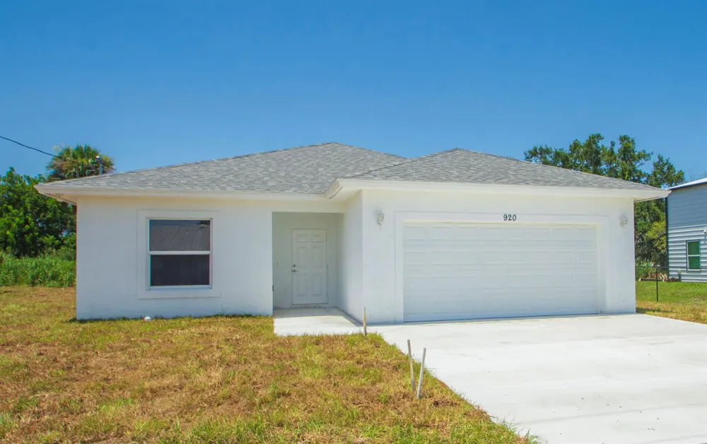 926 7TH Vero Beach, FL 32962