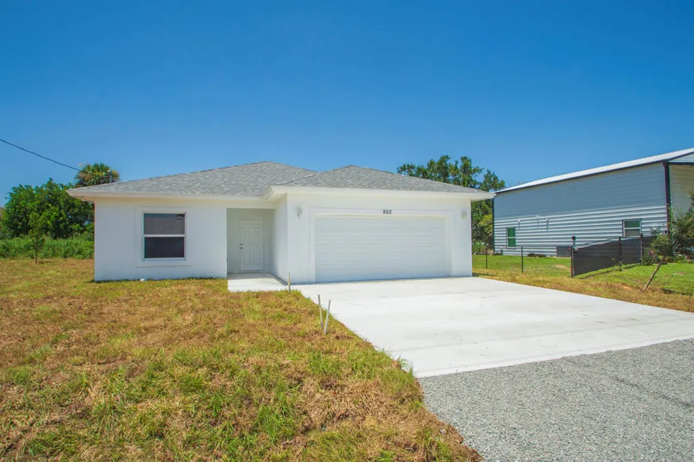 926 7TH Vero Beach, FL 32962