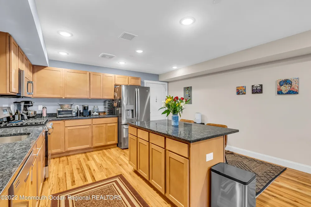 48 1st Avenue #44 Atlantic Highlands, NJ 07716
