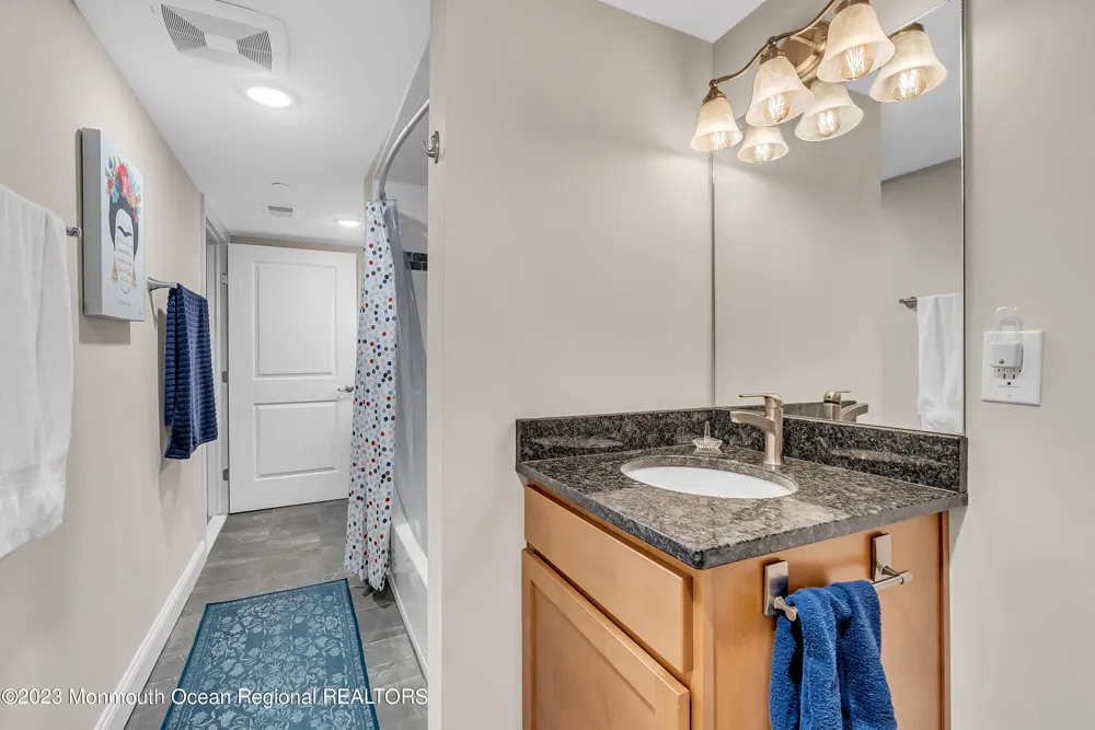 48 1st Avenue #44 Atlantic Highlands, NJ 07716
