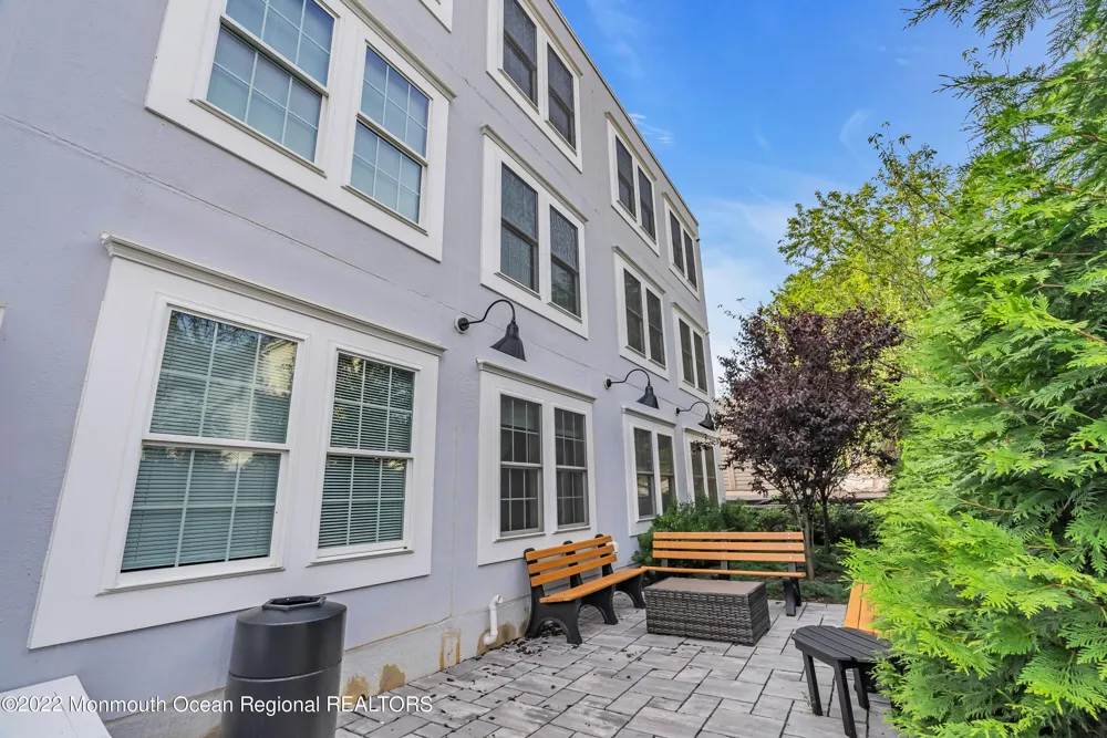 48 1st Avenue #44 Atlantic Highlands, NJ 07716