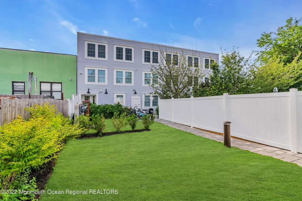 48 1st Avenue #44 Atlantic Highlands, NJ 07716