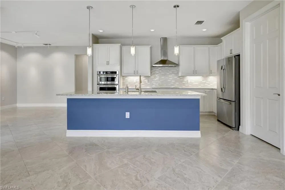 11752 Bowes Circle Fort Myers, FL 33913