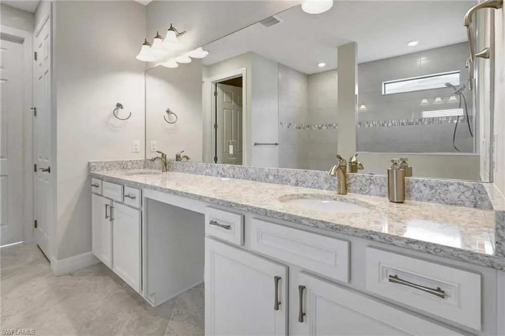 11752 Bowes Circle Fort Myers, FL 33913