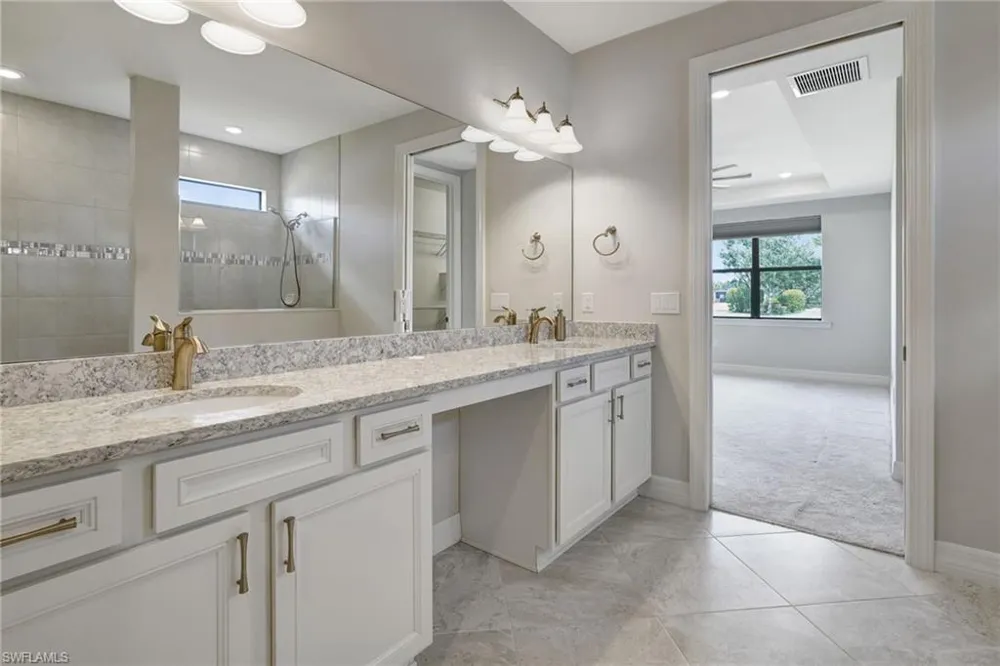 11752 Bowes Circle Fort Myers, FL 33913
