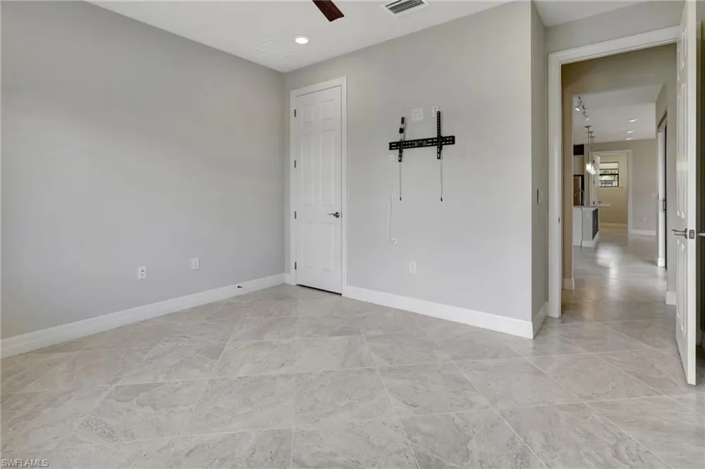 11752 Bowes Circle Fort Myers, FL 33913