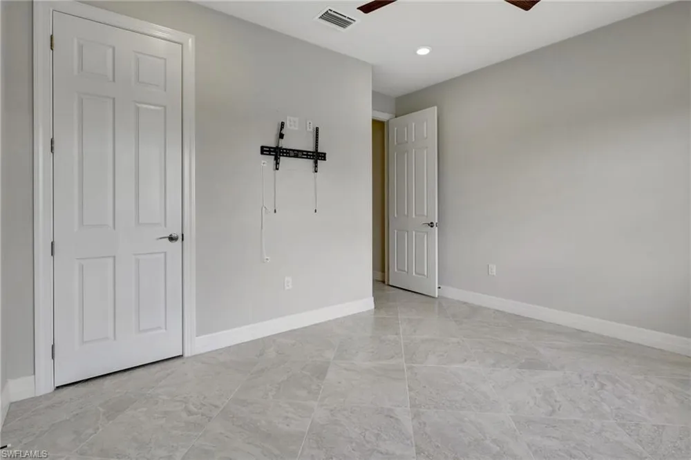 11752 Bowes Circle Fort Myers, FL 33913