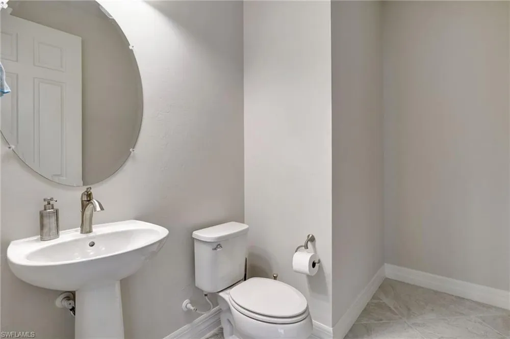 11752 Bowes Circle Fort Myers, FL 33913