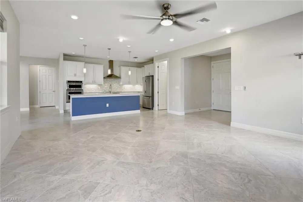 11752 Bowes Circle Fort Myers, FL 33913