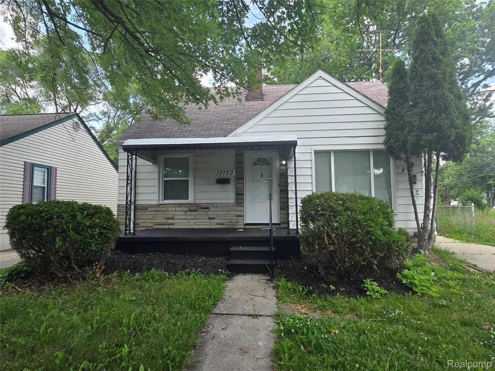 19759 McCormick Street Detroit City, MI 48224