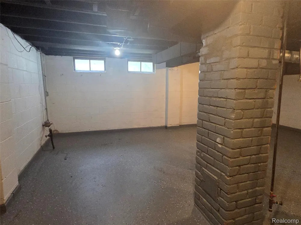 19759 McCormick Street Detroit City, MI 48224
