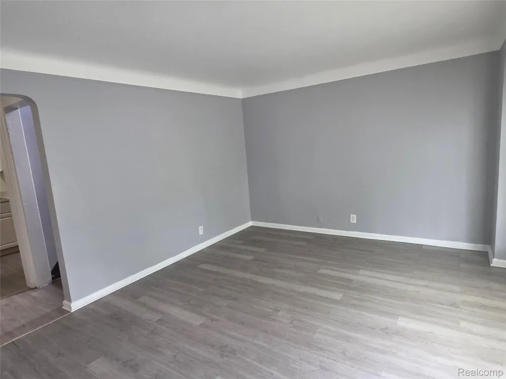 19759 McCormick Street Detroit City, MI 48224