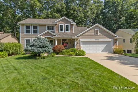 2603 Golfbury Drive SW