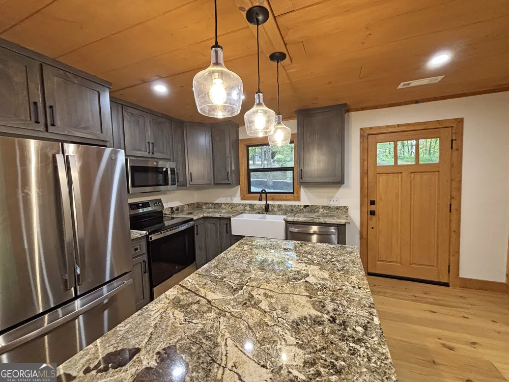 251 Walnut RD Blairsville, GA 30512