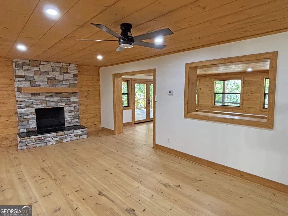 251 Walnut RD Blairsville, GA 30512