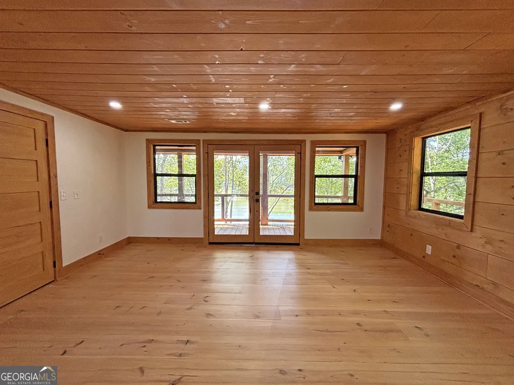 251 Walnut RD Blairsville, GA 30512