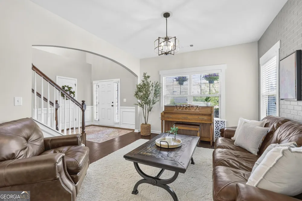 2030 Boxwood LN Canton, GA 30114