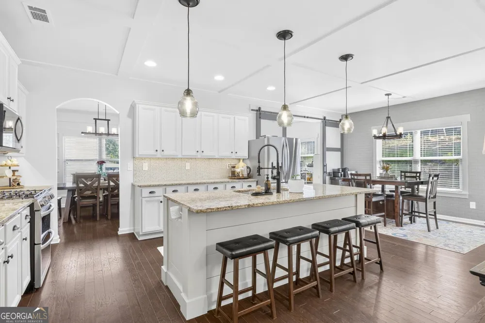 2030 Boxwood LN Canton, GA 30114