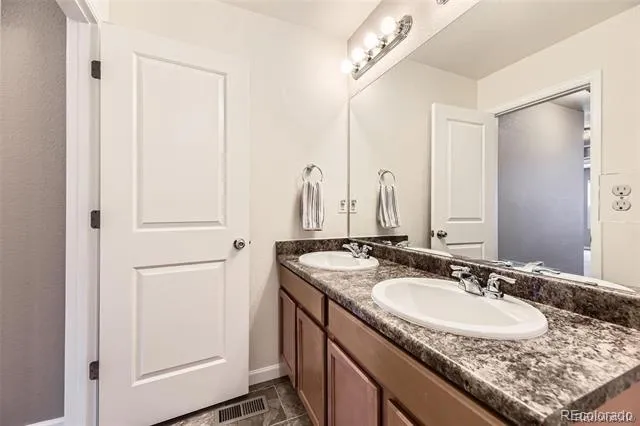 4807 River Highlands Loop Elizabeth, CO 80107