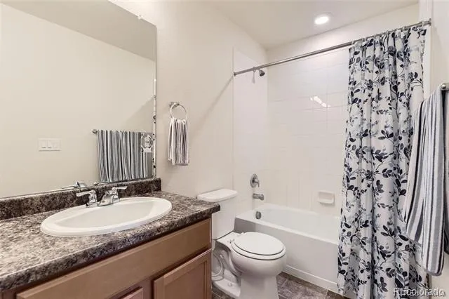 4807 River Highlands Loop Elizabeth, CO 80107