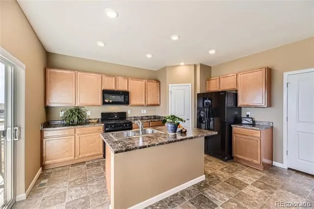 4807 River Highlands Loop Elizabeth, CO 80107