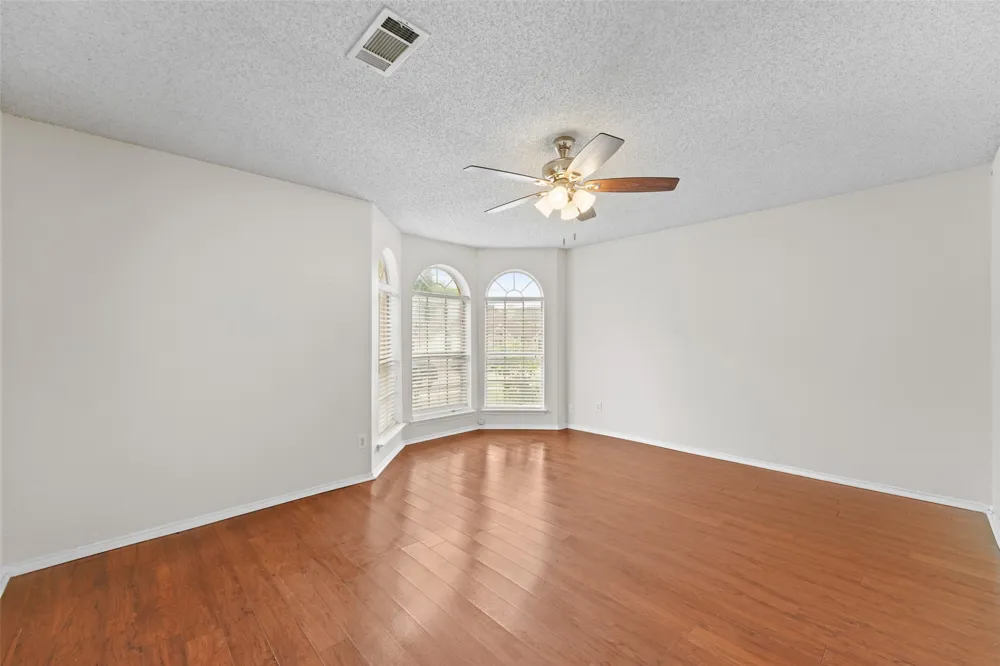 1521 Curtis Lane Cedar Hill, TX 75104