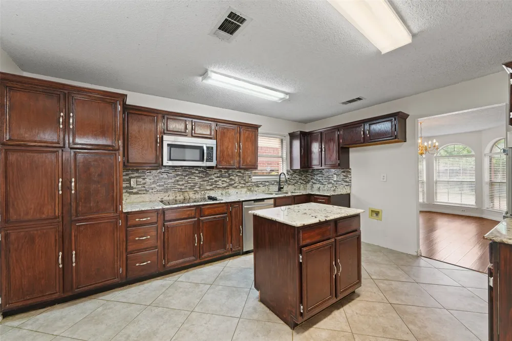 1521 Curtis Lane Cedar Hill, TX 75104