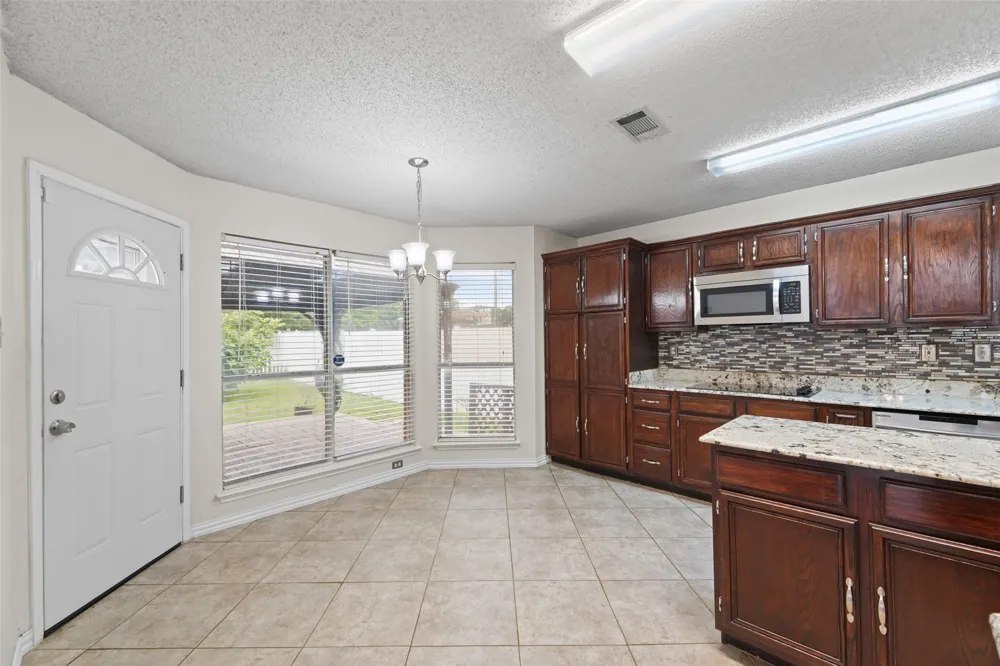 1521 Curtis Lane Cedar Hill, TX 75104