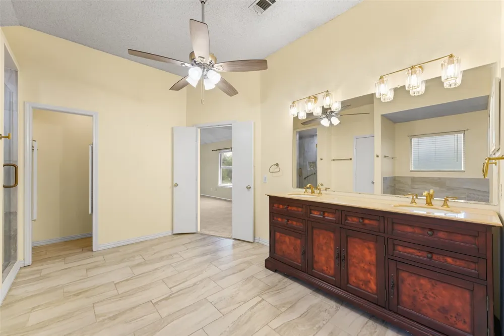 1521 Curtis Lane Cedar Hill, TX 75104