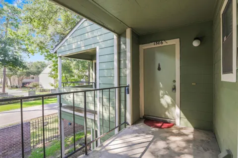14777 Wunderlich Drive #1506