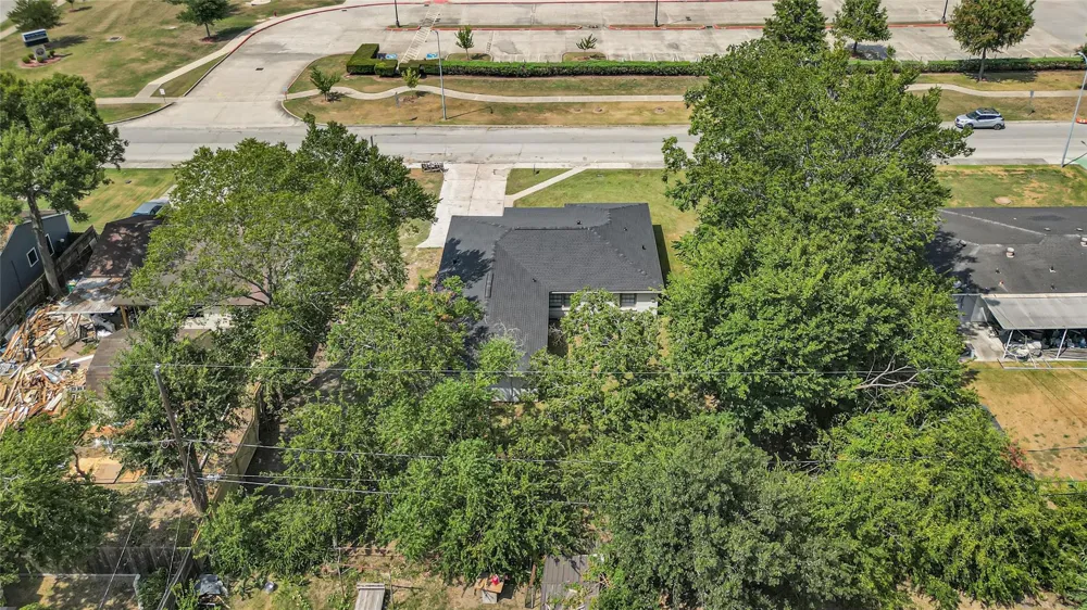 119 West Avenue Pasadena, TX 77502