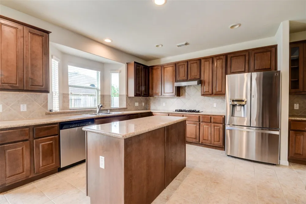 9115 Memorial Valley Drive Spring, TX 77379