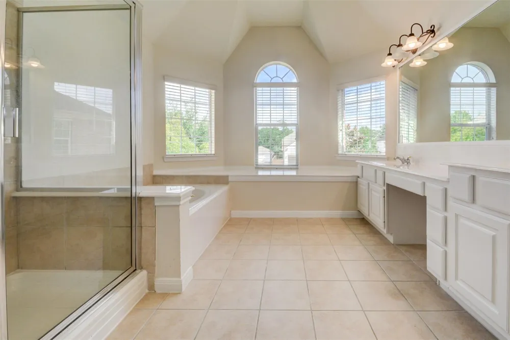 9115 Memorial Valley Drive Spring, TX 77379