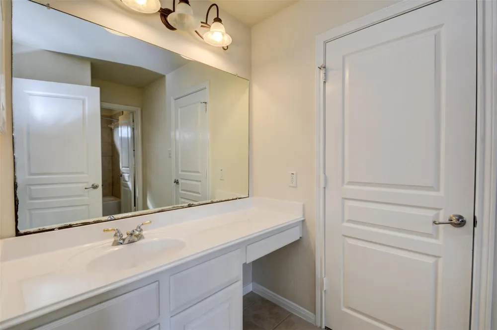 9115 Memorial Valley Drive Spring, TX 77379