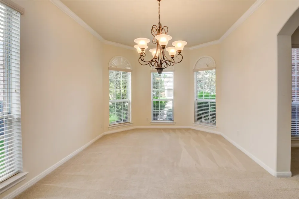 9115 Memorial Valley Drive Spring, TX 77379