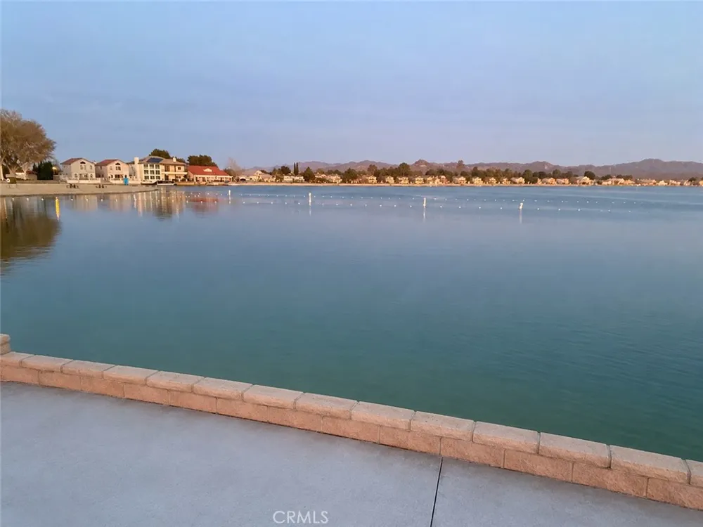 26464 Blue Water Helendale, CA 92342